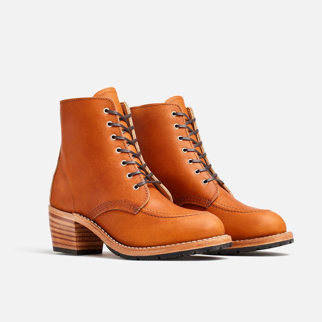 Red Wing Heeled Boot in Oro Legacy Leather | SNPG-81530